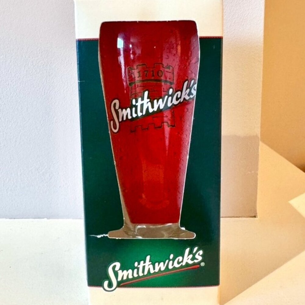 BNIB Smithwick's Half Pint Glass